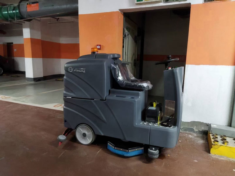 地下車庫洗地機(jī)好用嗎 地下車庫洗地機(jī)好用嗎